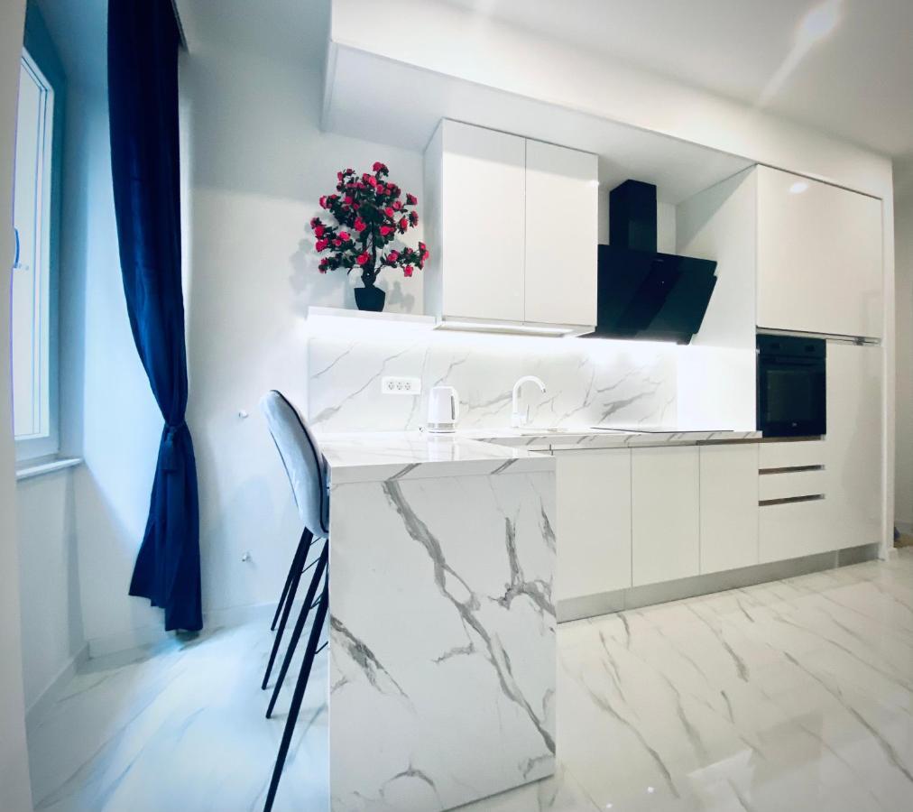 Studio Six Umag Luaran gambar